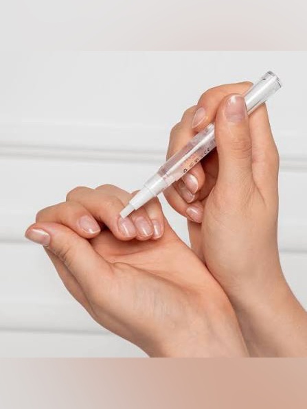 Organic Jojoba & Lavender Oil Cuticle Pen- NWT